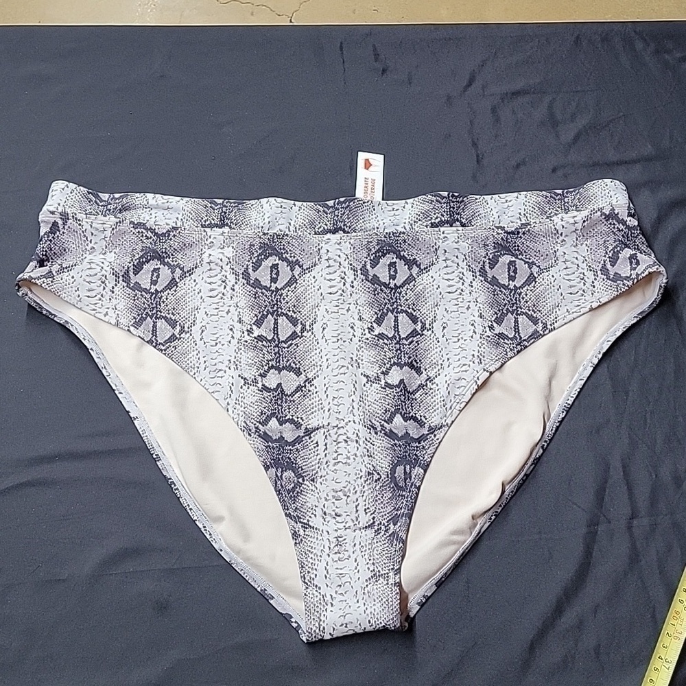 🌈NWT Joe Fresh Moderate Coverage High-Cut Snakeskin Print Bikini Bottoms 3X
